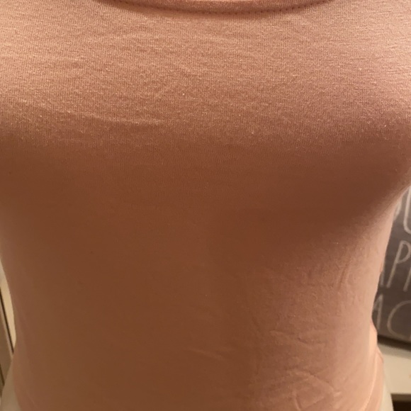 NWT FOREVER 21 SOFT PINK CAP SLEEVE CROP TOP - Picture 4 of 11